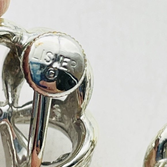 LISNER Floral Ribbon Earrings Screwback Silver Tone Classic Career Cosplay LARP - Picture 3 of 10